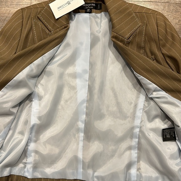 Signature by Larry Levine tan pinstriped blazer jacket contrasting stitching 10P - Picture 4 of 8